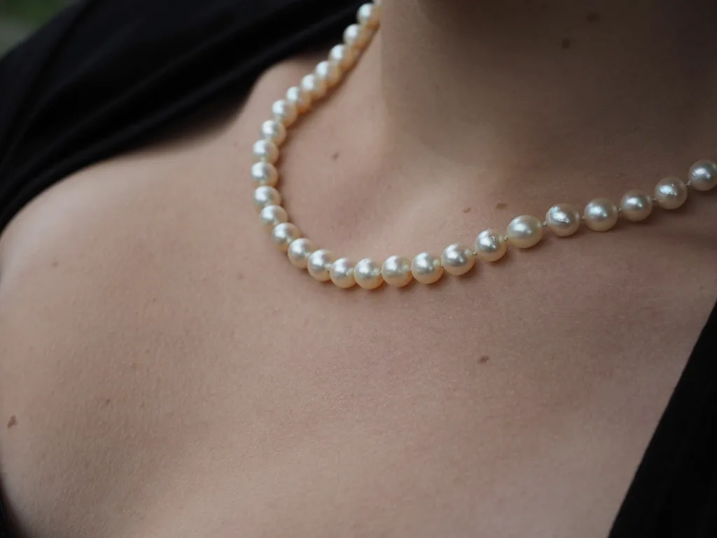 Jewelry Photo Retouching Service: What It Includes, Costs and How to Choose