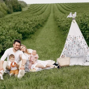 Choosing the Right Location for Beautiful Family Photos