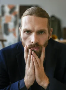 What Makes a Headshot Appear Amateurish