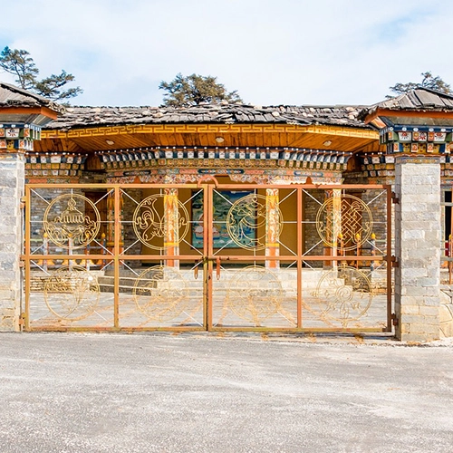 Bhutan, Architecture, Bhutanese