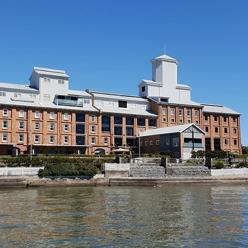 Brisbane river, Building, Historic