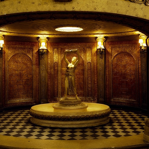 Chicago theatre, Sculpture, Landmark