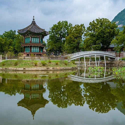 Hyangwonjeong pavilion, Pond, Cultural heritage