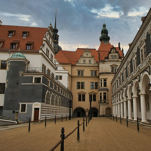 Stallhof, Dresden, Castle