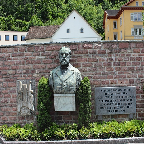 Liechtenstein, Vaduz, Monument