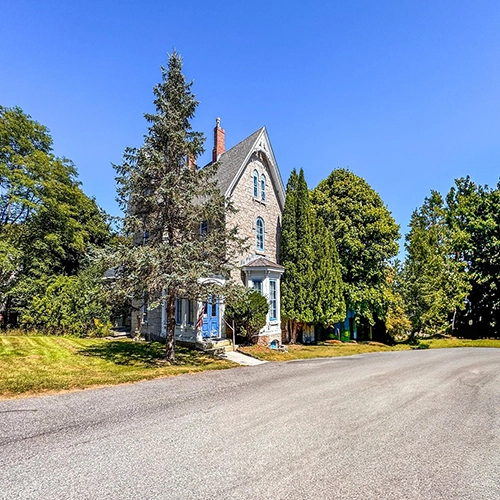 Maine, Architecture, Building
