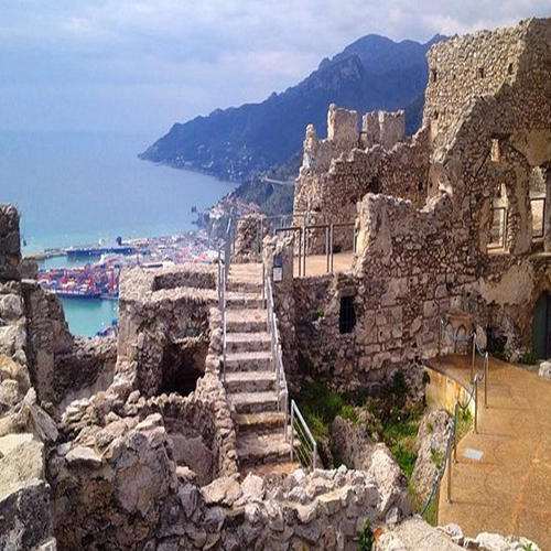 Arechi CastleArechi Castle