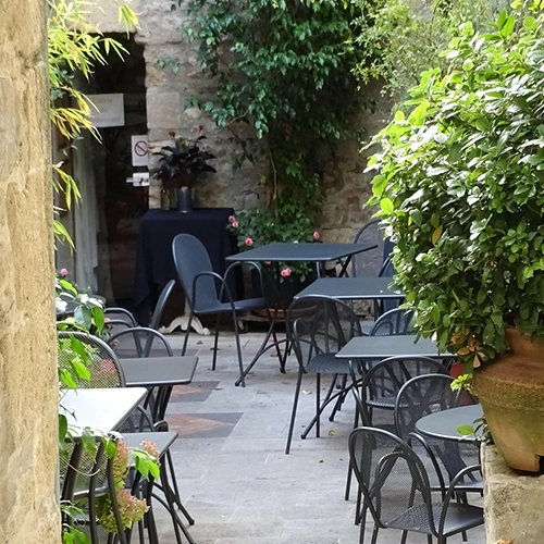 Châteauneuf-du-pape, France,