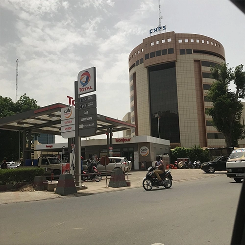 avenue charles de gaulle