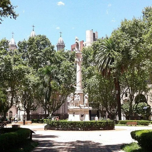 plaza 25 de mayo