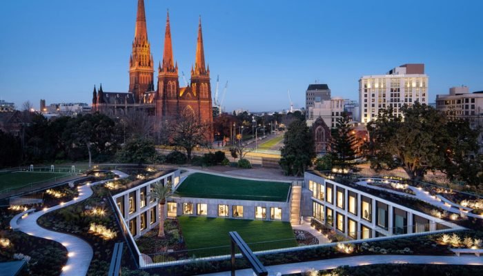 Parliament Building (Public Buildings)